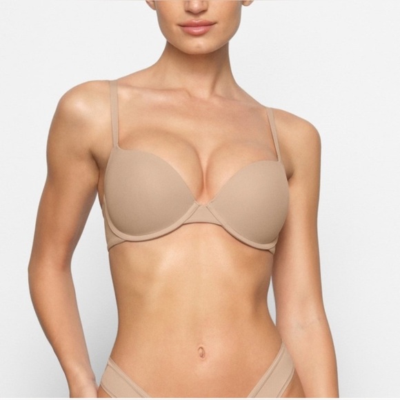 SKIMS FITS EVERYBODY PUSH-UP BRA size 34 A - Picture 1 of 6